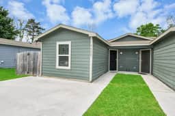 Houston 3BR Duplex A | Sleeps Groups Comfortably
