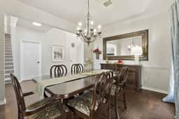 DD King Bed & Heated Pool/Spa | Near Lake Houston - Image 5