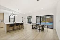 Prime Houston Getaway w/ Pool – Near Downtown