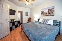 WO Spacious Retreat w/ King Bed & Pool | Sleeps 22 - Image 4