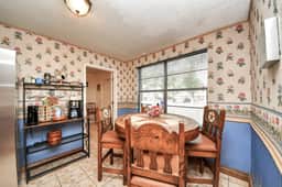 Texas-Themed 2BR Retreat | EV Charger | Sleeps 6