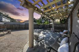 Your Perfect 6BR Getaway w/ Basketball Court