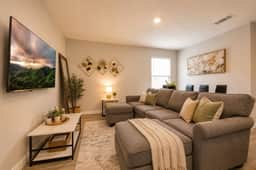 Houston Duplex Retreat | 6BR • Sleeps 16+