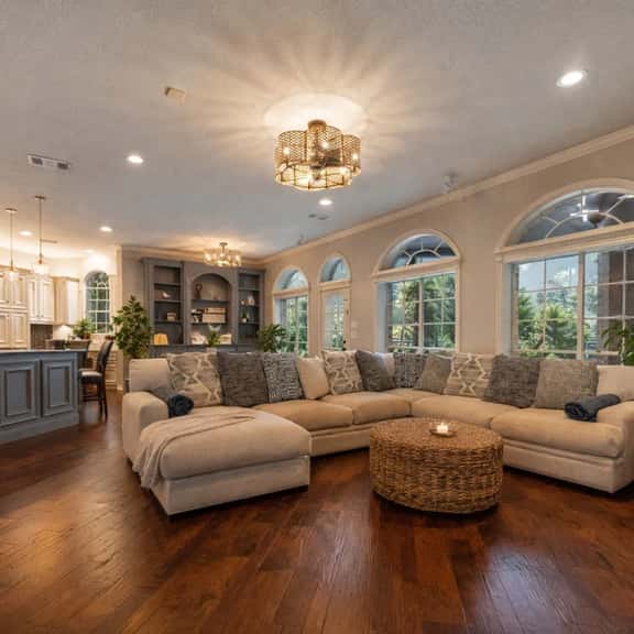 SG2 Luxury Oasis w/ Pool & Hot Tub | Lake Access - Image 1