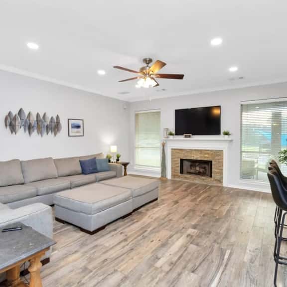 Hickory King Bed w/ Pool | Near Jersey Village - Image 1