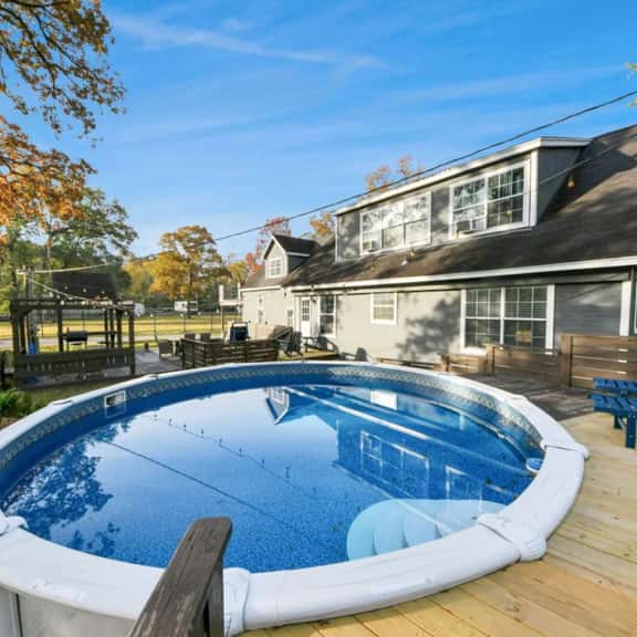 MO Event-friendly Home w/ Pool & Games in Spring - Image 1