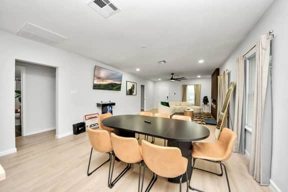 3BR Houston Stay Near Downtown & Med Center