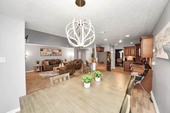 Houston Retreat for Large Groups | Sleeps 22