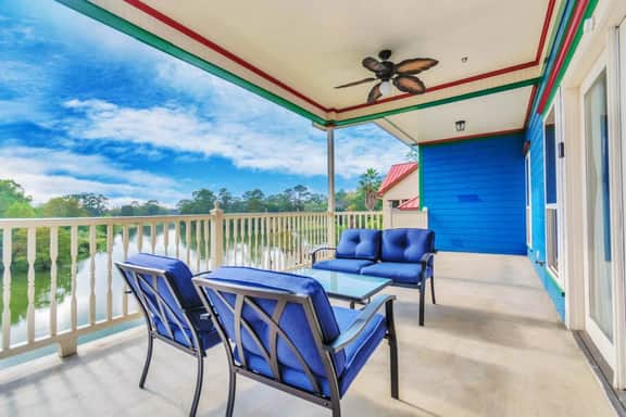 Luxe 6BR Lakehouse w/ Fishing | Near IAH
