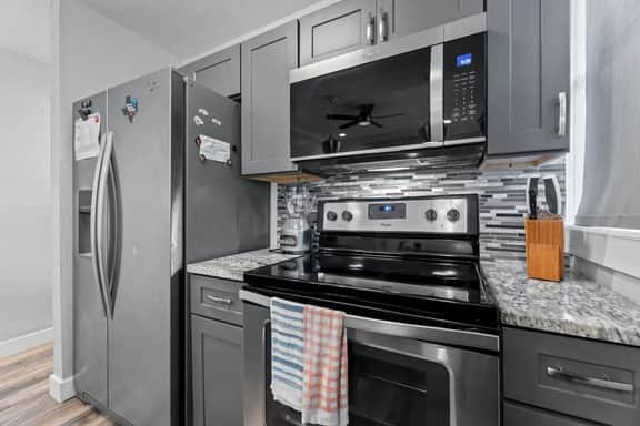 Midtown Houston Retreat | Walk to Nightlife Unit 3