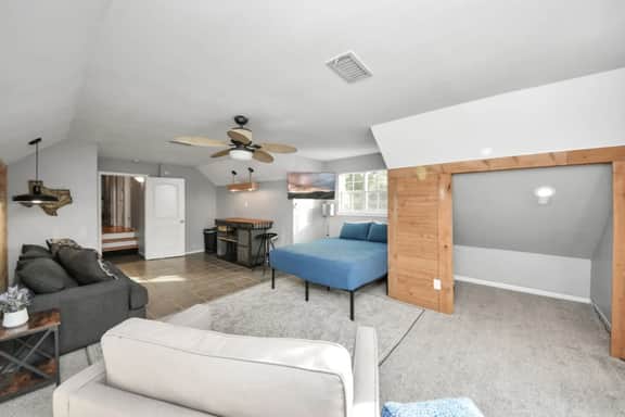Retreat-Style 4BR with Pool in Spring | Main House