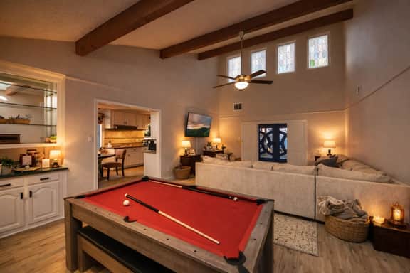 Your Perfect 6BR Getaway w/ Basketball Court