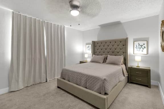 SB Spring Getaway w/ Pool • Near I-45 • Sleeps 10 - Image 2