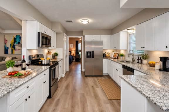 Forest Glade Retreat w/ King Bed & Pool | Near IAH - Image 4