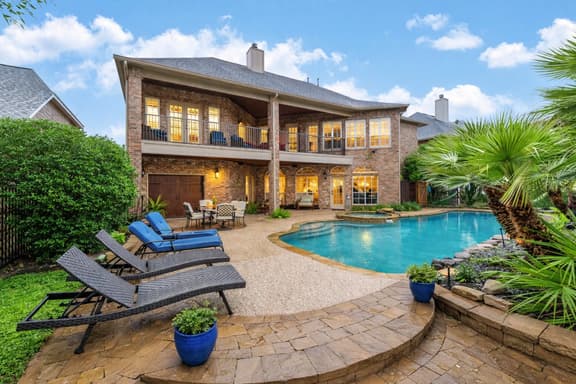 SG2 Luxury Oasis w/ Pool & Hot Tub | Lake Access - Image 1