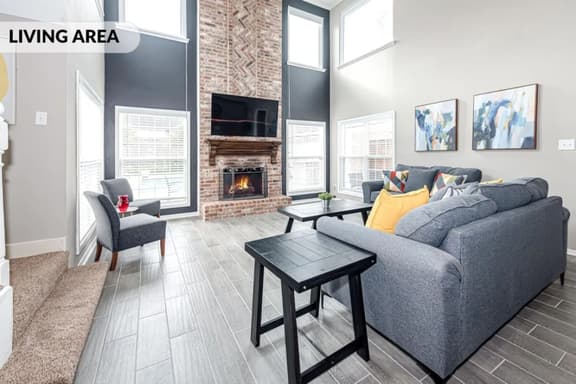 Spacious 6BR w/ Pool&Grill |25 Mins to Downtown