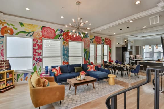 Unique Montrose Getaway | Pool Table + Roof