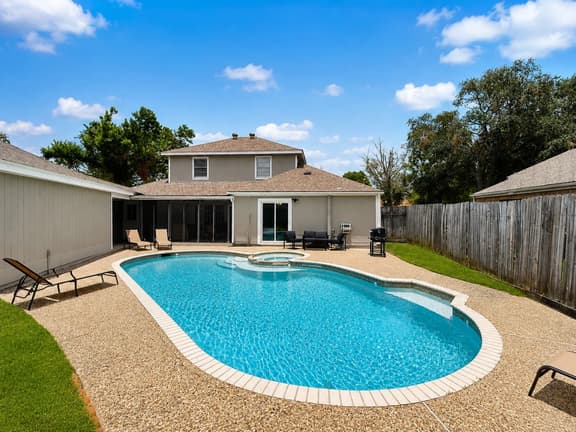 CH Villa with King Bed & Heated Pool | Sleeps 22 - Image 1