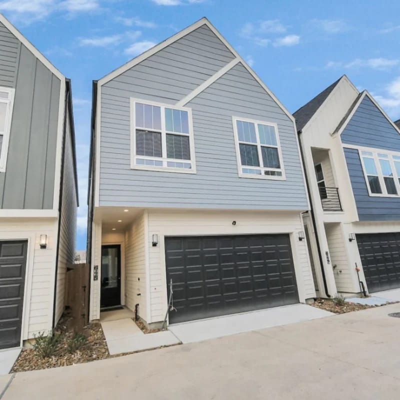 Central Houston Stay – 4BR Retreat by Downtown